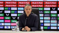 Thumbnail for article: Van Persie erkent problemen: 'Ik had hem er graag af gehaald na een uur'