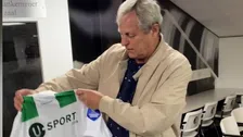 Thumbnail for article: Stadionspeaker Houtman verrast met Groningen-shirt, Van Persie reageert