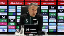 Thumbnail for article: Van Persie geeft update en duidt blessure Beelen: 'Pech voor hem en voor ons' 