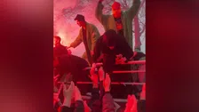 Thumbnail for article: Waanzinnige beelden: vuurwerkzee voor Go Ahead-spelers in Deventer