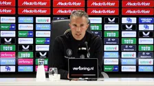 Thumbnail for article: Van Persie ziet sterkhouder terugkeren richting PSV, ook positieve Bijlow-update