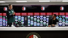 Mooi gebaar: Feyenoord-trainer Van Persie gaat staan en geeft applaus