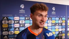 Van den Berg ziet Jong Oranje-ploeggenoot ontsnappen: 'Vijftig gele kaarten...'