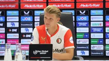 Thumbnail for article: Steijn moet wennen na Feyenoord-transfer: 'Ze willen overal met me op de foto'