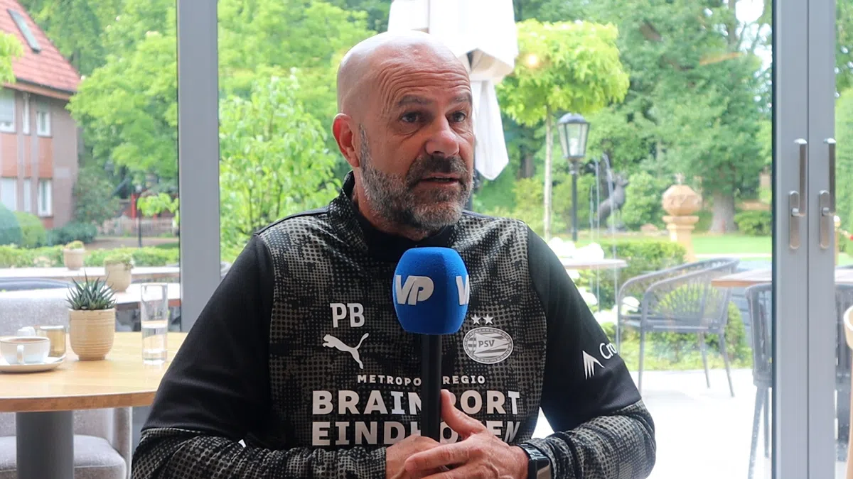 Bosz kent kwaliteiten Pléa: 'Voetbalintelligente speler, ik zie hem voor de as'