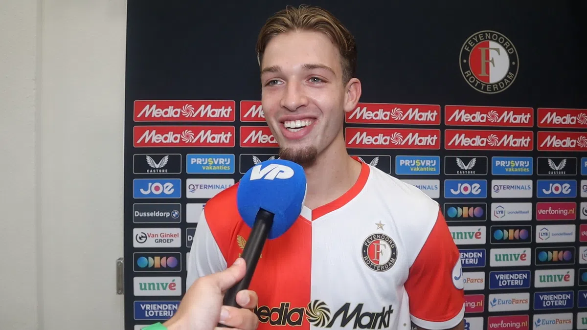 Onverwachts gezelschap in Feyenoord-helikopter: 'Zelfs voor mij een verrassing'