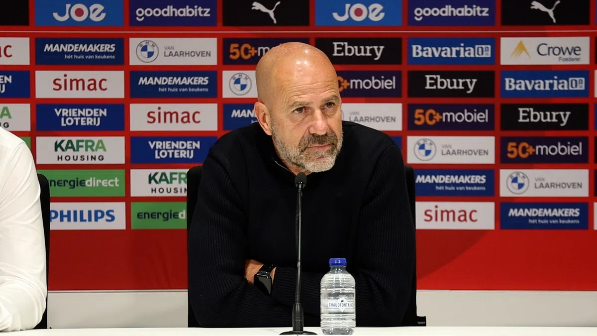Bosz weet nog niet wie hij op PSV-doel zet: 'Zeker geen muntje opgooien'