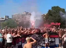 Thumbnail for article: Indrukwekkende beelden: euforische FC Utrecht-fans nemen Genève massaal over