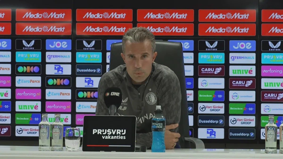Van Persie spreekt heldere taal over rol Timber: 'Dat heb ik bekendgemaakt'