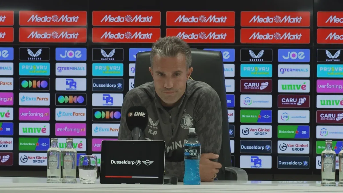 Van Persie ontkracht nieuws rondom Read stellig: ‘Af en toe wel vermoeiend…'