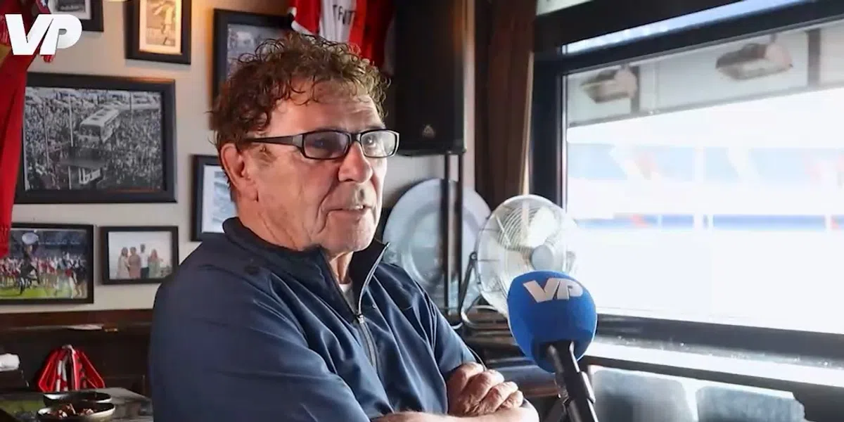 Van Hanegem bespreekt Hato en laakt houding Feyenoord: 'Ben je blind?'