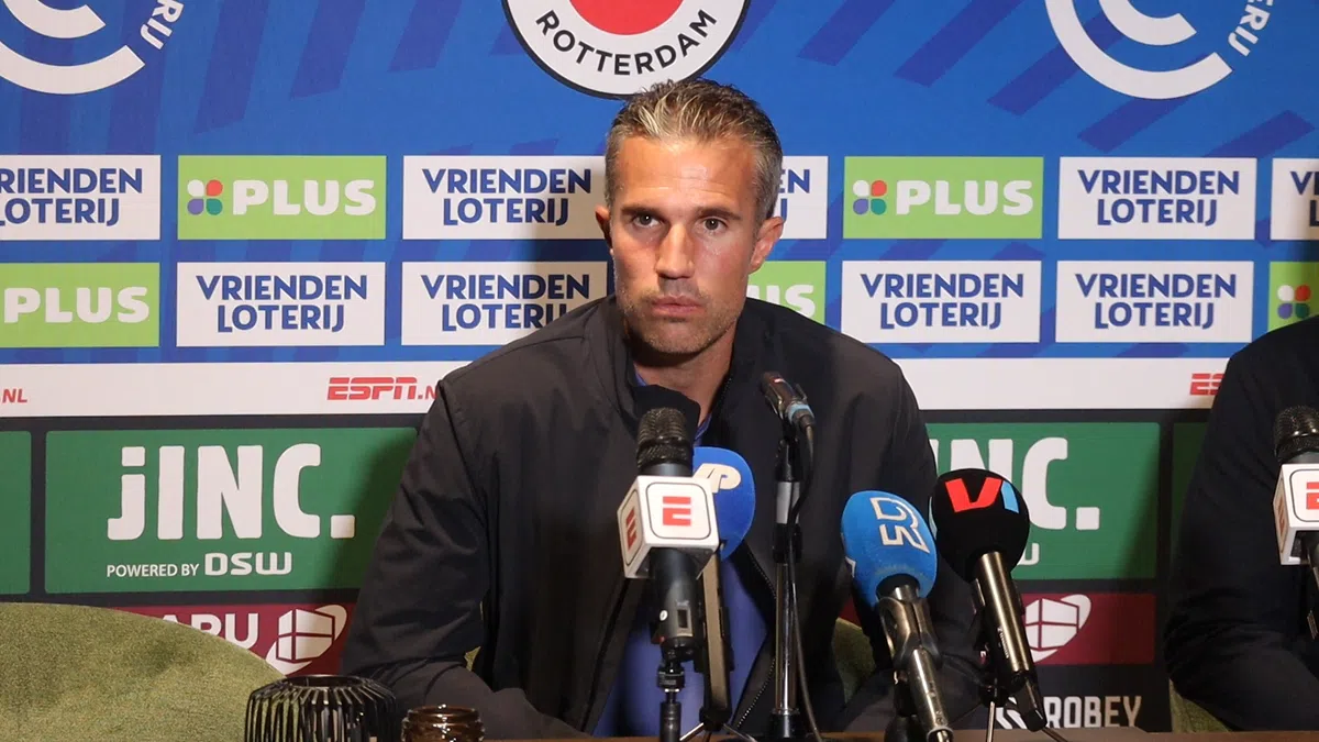 Van Persie blij met 'break' bij Feyenoord: 'Echt de tijd om te schaven'