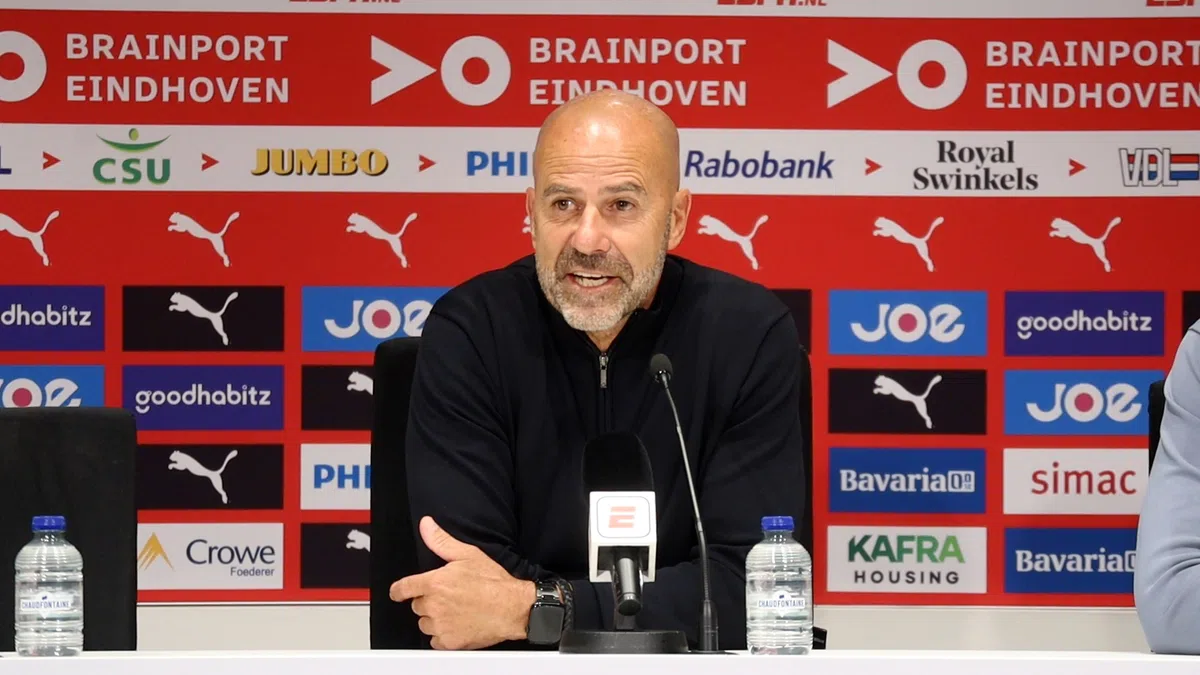 Bosz bevestigt transferzoektocht van PSV: 'Heb er alle vertrouwen in'