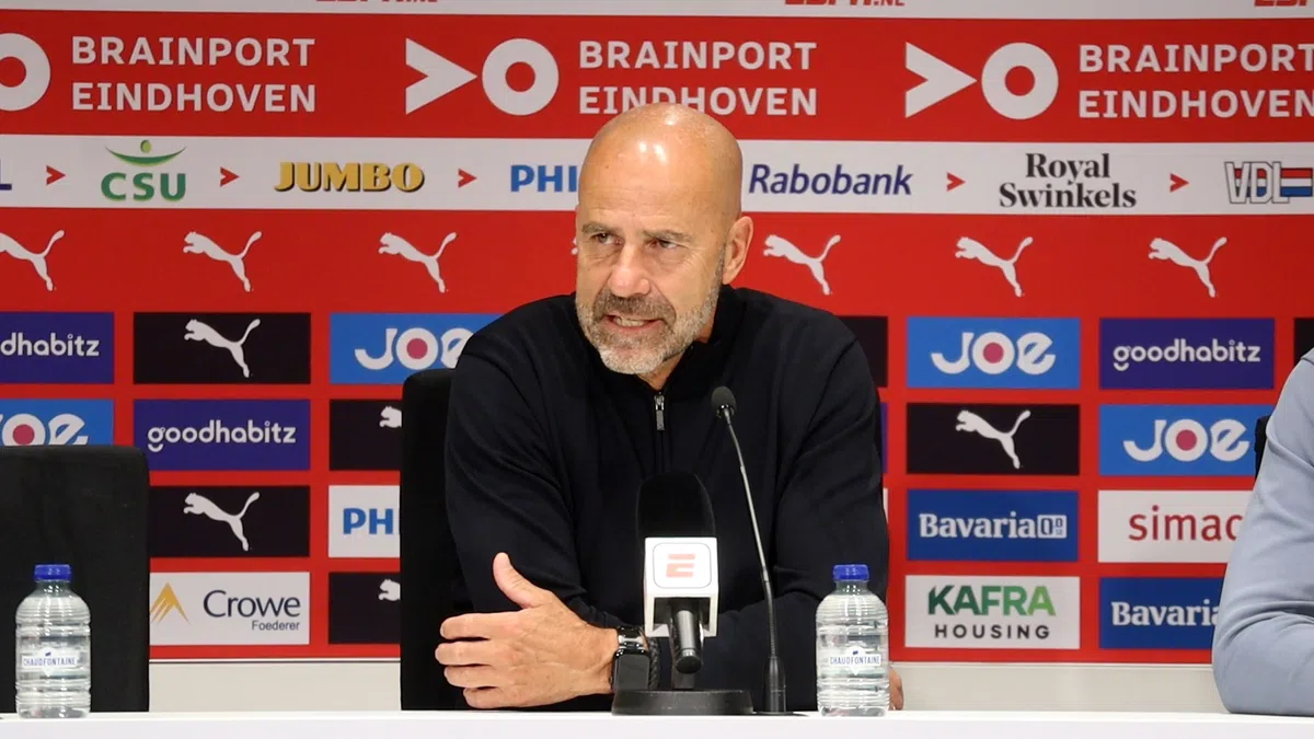 Bosz prijst debutant bij PSV: 'Vandaag verdiende hij dat écht'