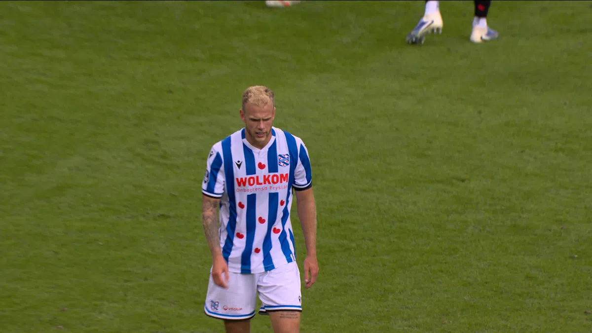 Brouwers kaffert Higler uit, krijgt rood en mist weerzien met oude club