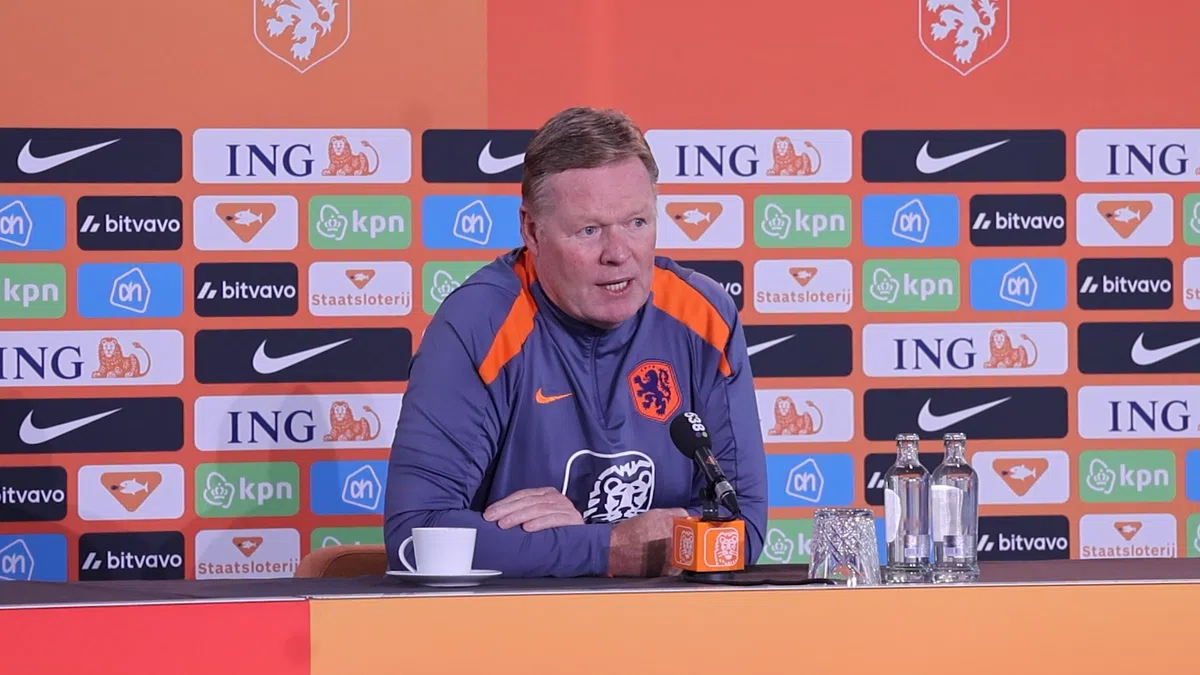 Koeman sprak met Heitinga: 'Geef hem de tijd bij Ajax'