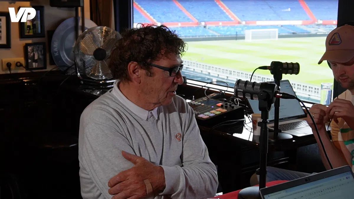 'Ingewikkelde' voetbalanalisten baren opzien: 'Wat zijn ze nou aan het doen?'