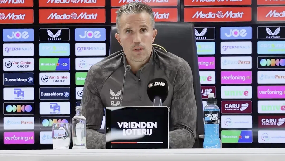 'Heel speciaal duel' voor Van Persie: 'Ik heb daar een heel leuke tijd gehad'