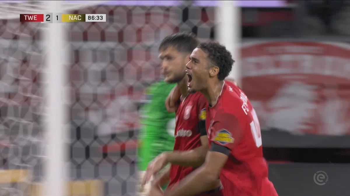 FC Twente krijgt discutabele penalty in slotfase van duel met NAC Breda