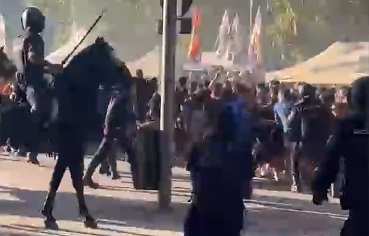 Chaos in Madrid: Marseille-fans op de vuist met Spaanse politie voor CL-duel