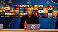 Thumbnail for article: Heitinga looft Ajax-selectie ondanks resultaat en licht speler uit: 'Het Ajax wat ik wil zien'