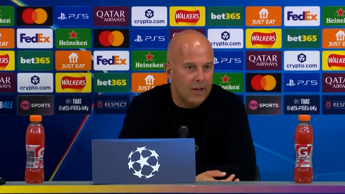 Slot doet verzoek met knipoog bij UEFA: 'Volgend jaar vraag ik vrij'