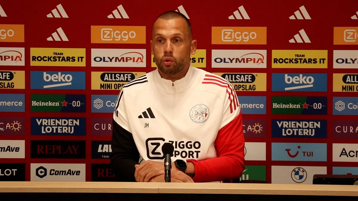 Heitinga komt met blessure-update: 'Groot vraagteken nog richting zondag'