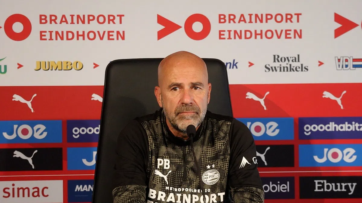 Bosz wil niets weten van kritiek bij PSV: 'Het interesseert mij helemaal niks'