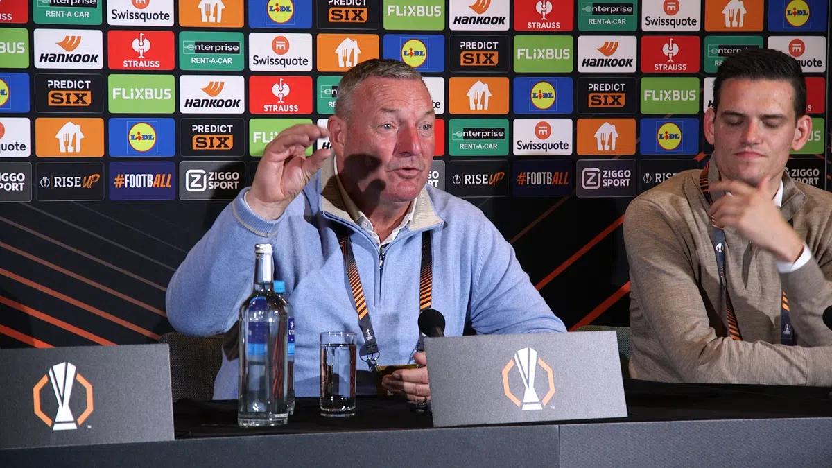 Jans verklaart opstootje met Lyon-trainer Fonseca: 'Houd daar alsjeblieft mee op'