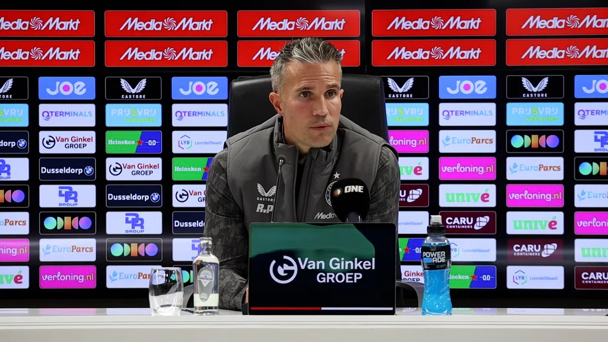 Feyenoord en Van Persie nemen de Europa League serieus: 'Je zet de club op de kaart'