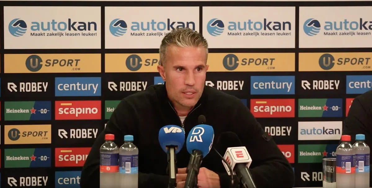 Van Persie prijst Eredivisie-topscorer: 'Ik zie hem veel meer lachen'