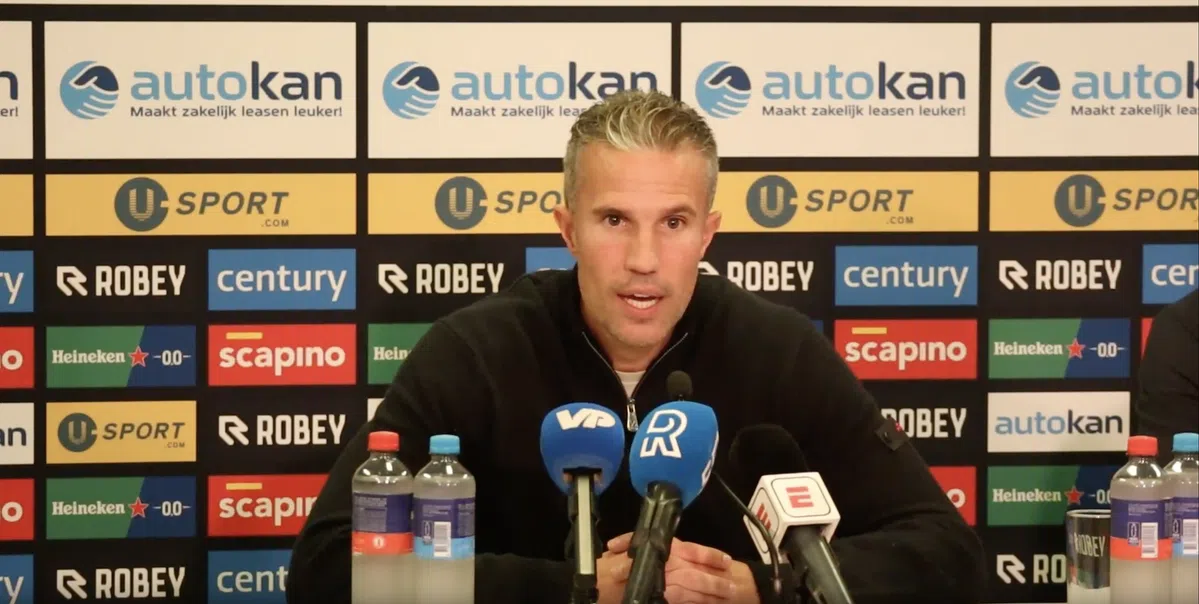 Van Persie lovend: 'Dat zegt veel over zijn niveau, heel bijzonder'