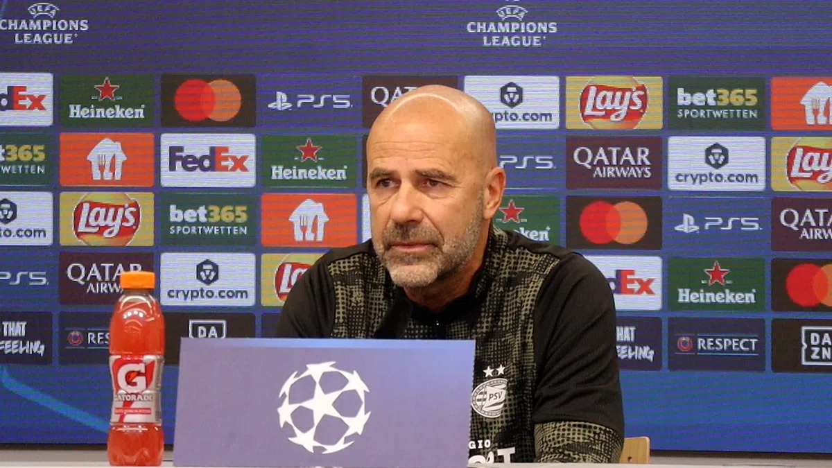 Bosz lovend na 'vreselijk moeilijke beslissing': 'Niet één keer teleurgesteld'