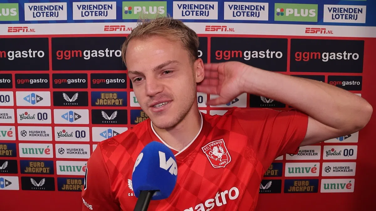 Van den Belt straalt na uitgesteld wisselmoment: 'Deze was wel even lekker'