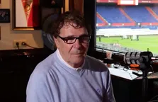 Thumbnail for article: Van Hanegem vol lof over Feyenoord-smaakmaker: 'Hij loopt voor drie spelers'