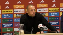 Thumbnail for article: Heitinga legt uit waar hij moed uit put bij Ajax: 'Jongens zijn strijdlustig'