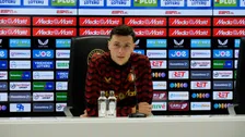 Thumbnail for article: Feyenoord baalt van scheidsrechter: 'Ik val niet om dat soort duwtjes'