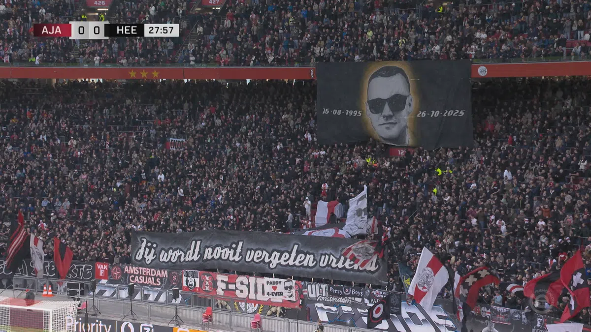 Prachtig: het eerbetoon in de Arena voor overleden Ajax-supporter