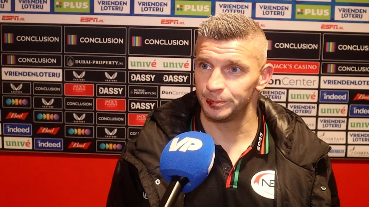 Linssen blikt terug op opvallend moment tegen Utrecht: 'Dit kost ons de wedstrijd'
