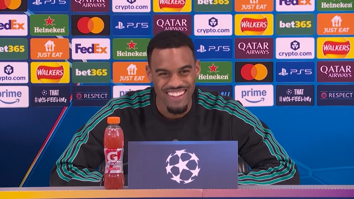 Gravenberch dolt en verklaart: 'Ik ben meer naar mijn vader gaan luisteren'