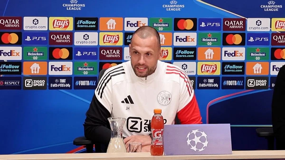 Onverwachte hulp voor Heitinga: 'Gebruikgemaakt van hun video-analist'