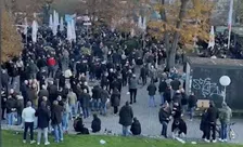 Prachtig: Grote groep Feyenoord-fans neemt Stuttgart over