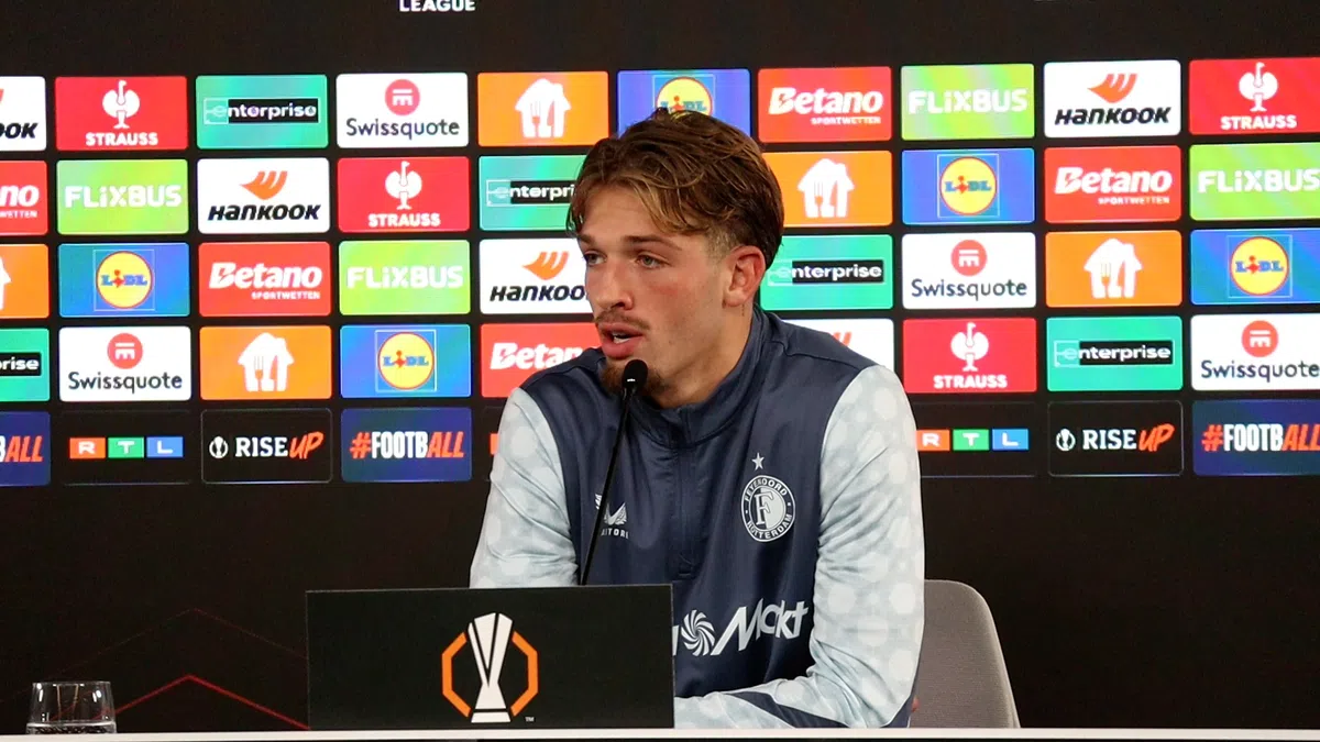 Valente maakt van hart geen moordkuil: 'Oranje? Zou het heel erg mooi vinden'