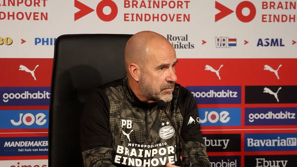 Bosz neemt het op voor PSV-routinier: 'Deze jongen kent de klappen van de zweep'