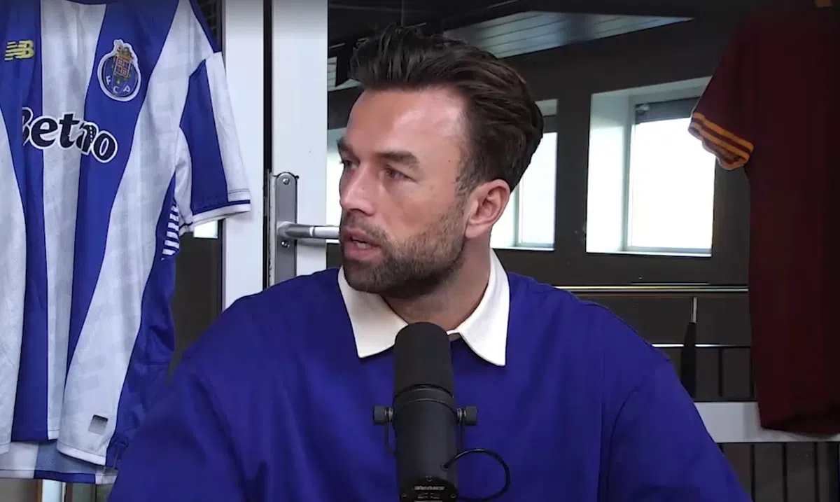 Potentiële Ajax-trainer getipt: 'Daar is Beuker heel groot fan van'