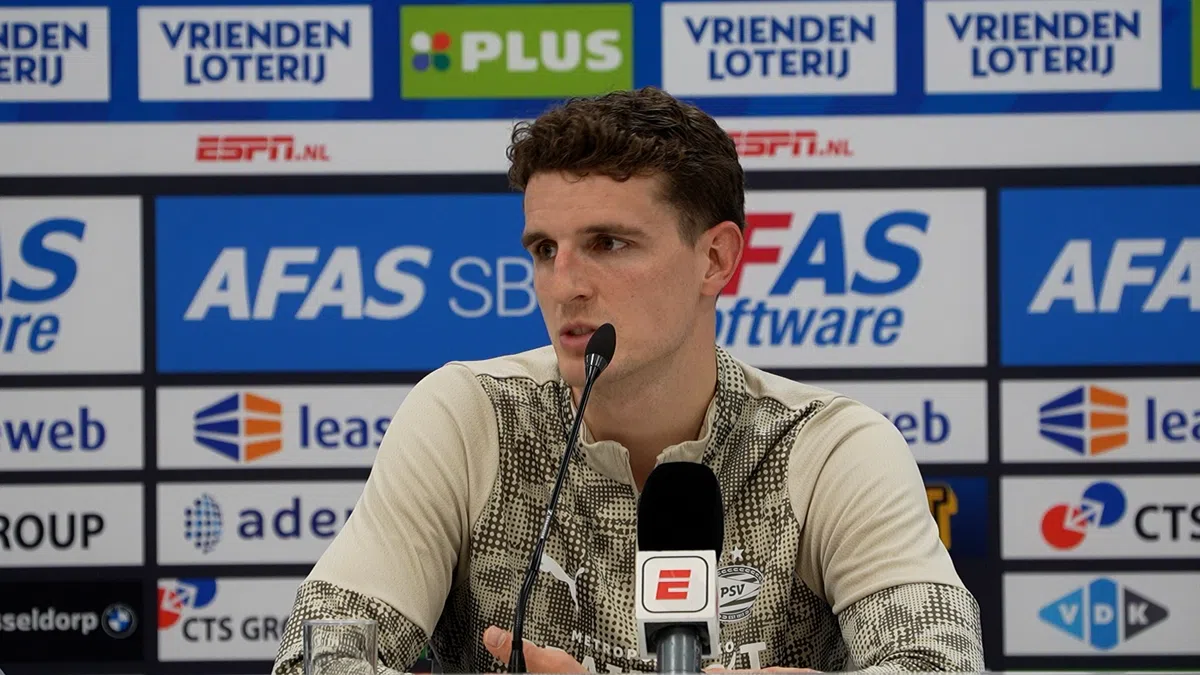 PSV-hattrickheld Til leert van Harry Kane: 'Als je kijkt wat hij doet'