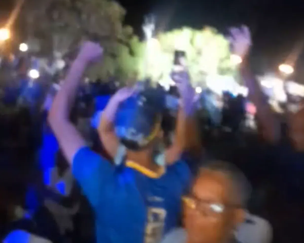 Wat een ontlading: WK-ticket wordt groots gevierd door uitzinnige fans op Curaçao