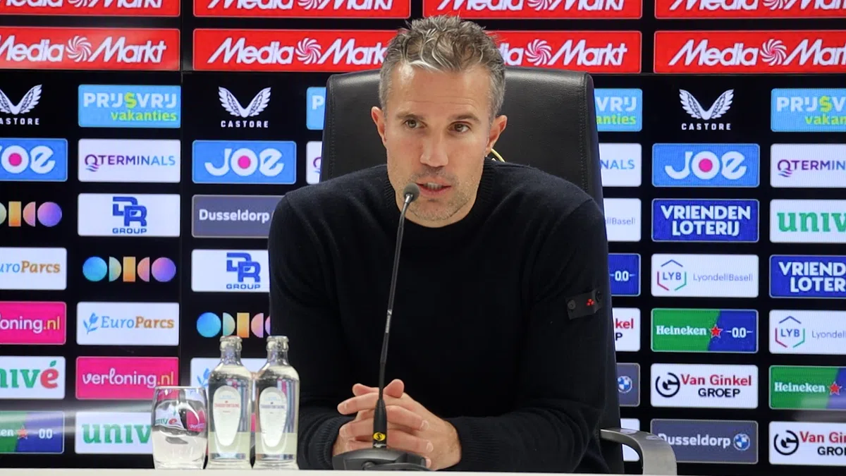 Van Persie toont zich een goed verliezer: 'NEC is een goed team met goede spelers'