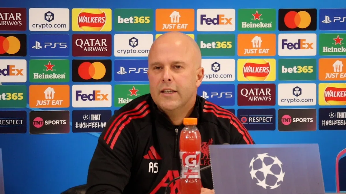 Slot weet wat hij kan verwachten van Bosz en PSV: 'Dat zou me verbazen'