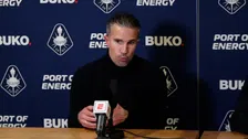 Thumbnail for article: Van Persie verklaart bijzondere reserverol: 'Ik heb Sem apart genomen'